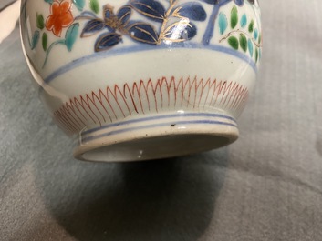 Trois vases de forme bouteille en porcelaine Imari de Japon, Edo, 17/18&egrave;me